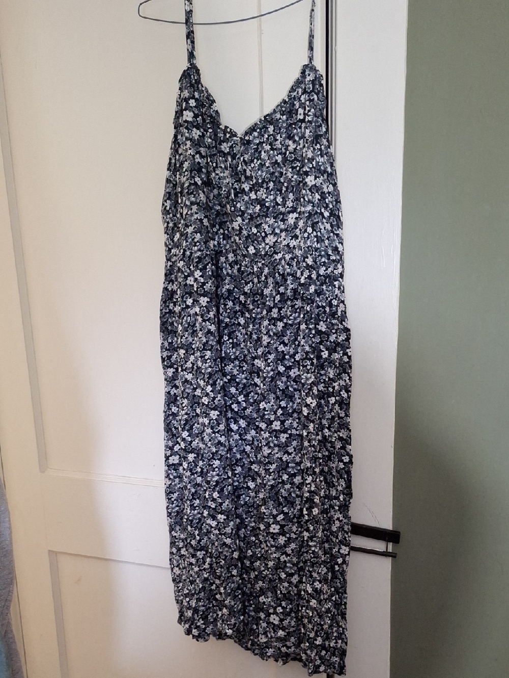 Old Navy Women's Black Floral Spaghetti Strap Midi Dress
